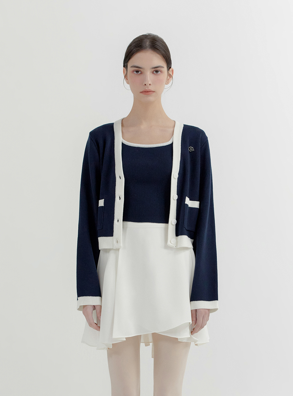 루이자 니트 슬리브리스 &amp; 카디건 세트  Luisa knit sleeveless &amp; cardigan set (2color)