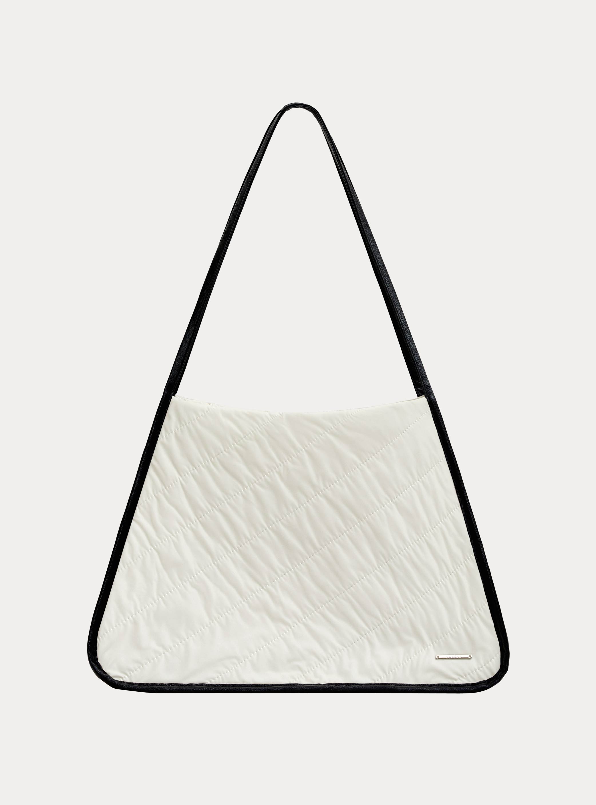이그리트 퀼팅 토트백  Ygritte quilting tote bag (1color)